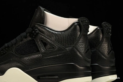Retro Hair Pony 4 Black Jordan 819139-010 0727